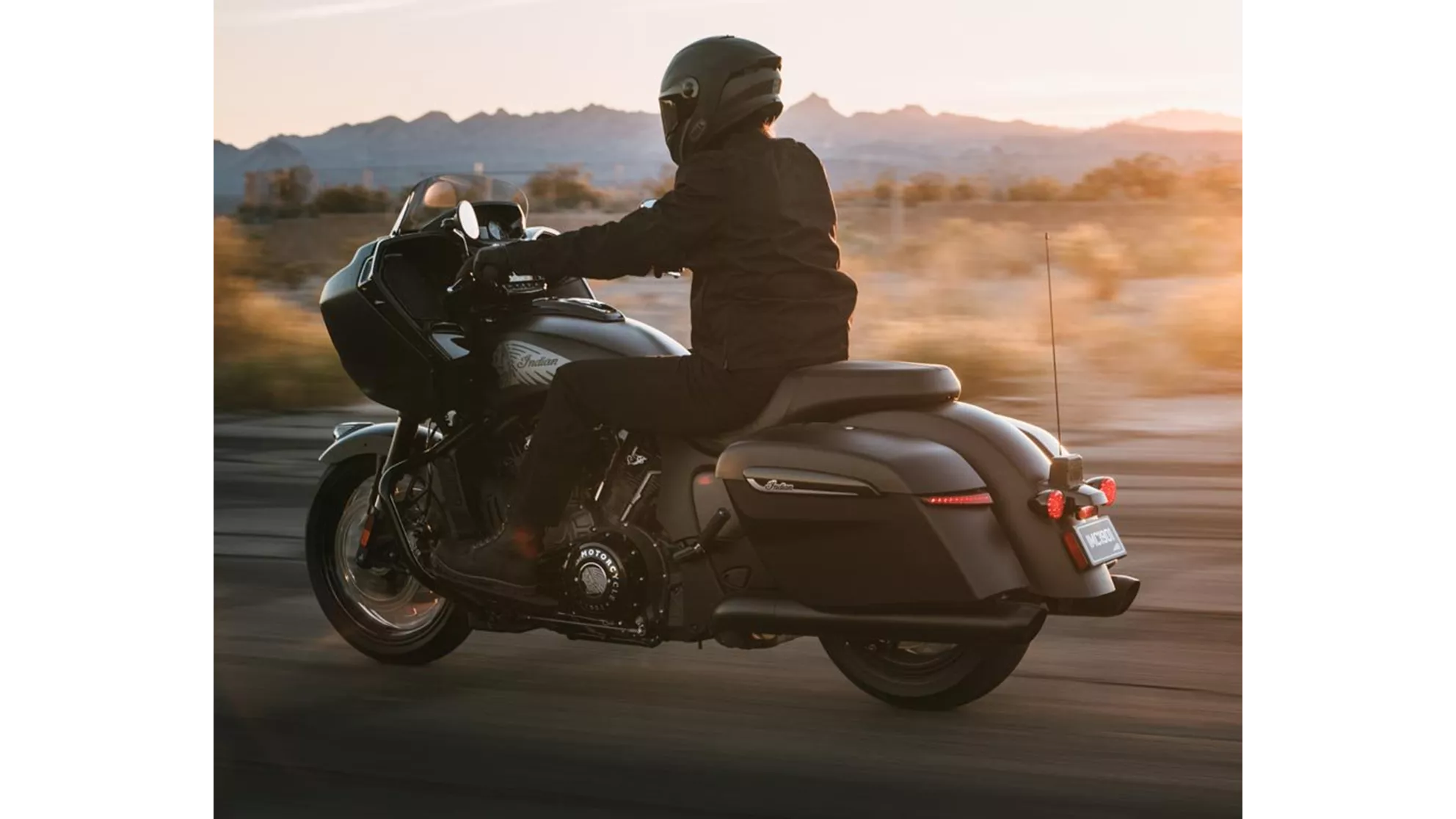 Indian Challenger Dark Horse with 112 Package - Bild 8 Indian Challenger Dark Horse with 112 Package - Bild 8