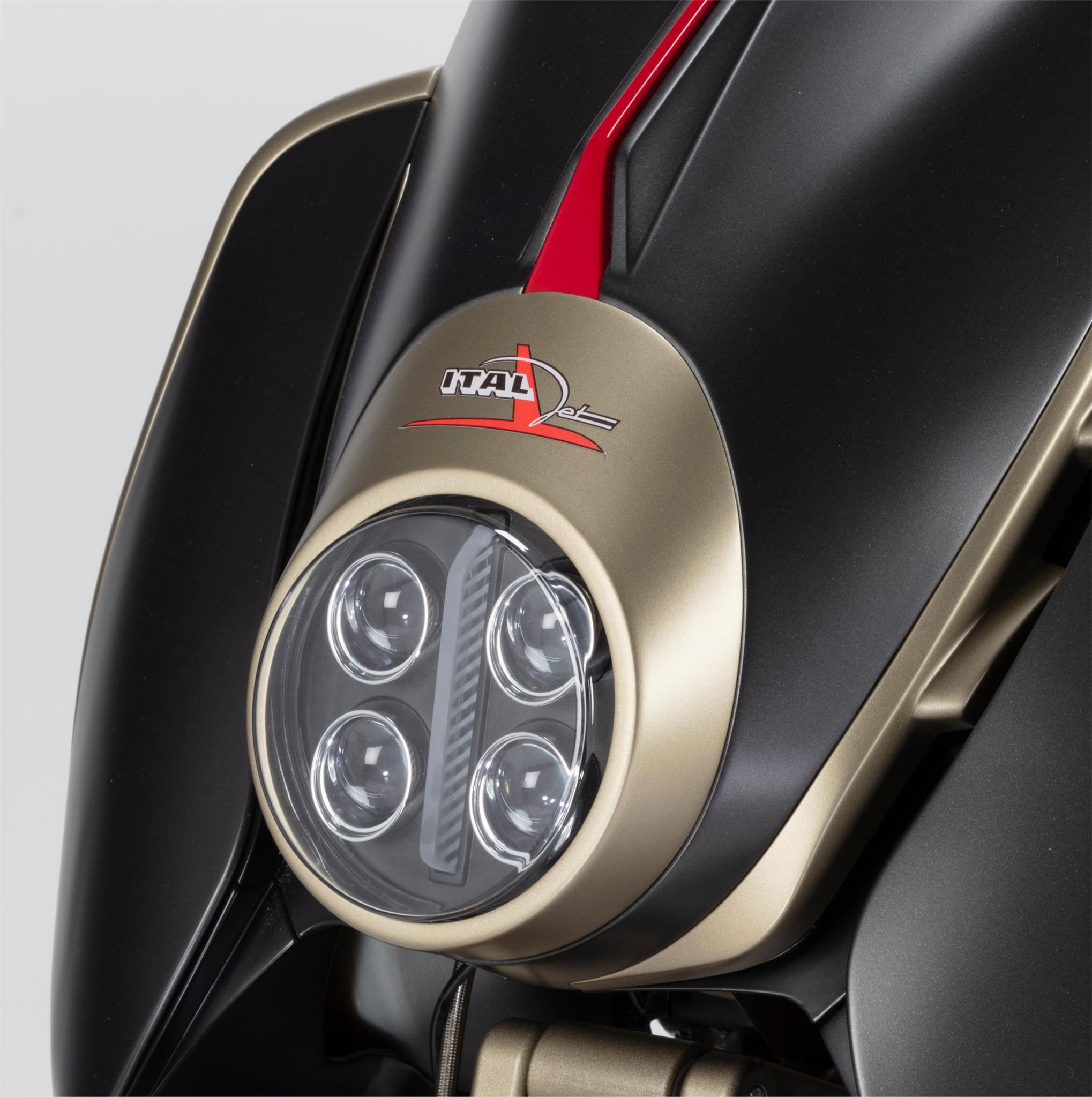 Italjet Roadster 400 - Слика 5