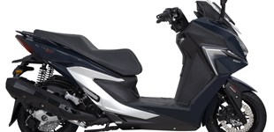 Kymco X-Town ST 250i 2026 vs Piaggio Medley 200 2025