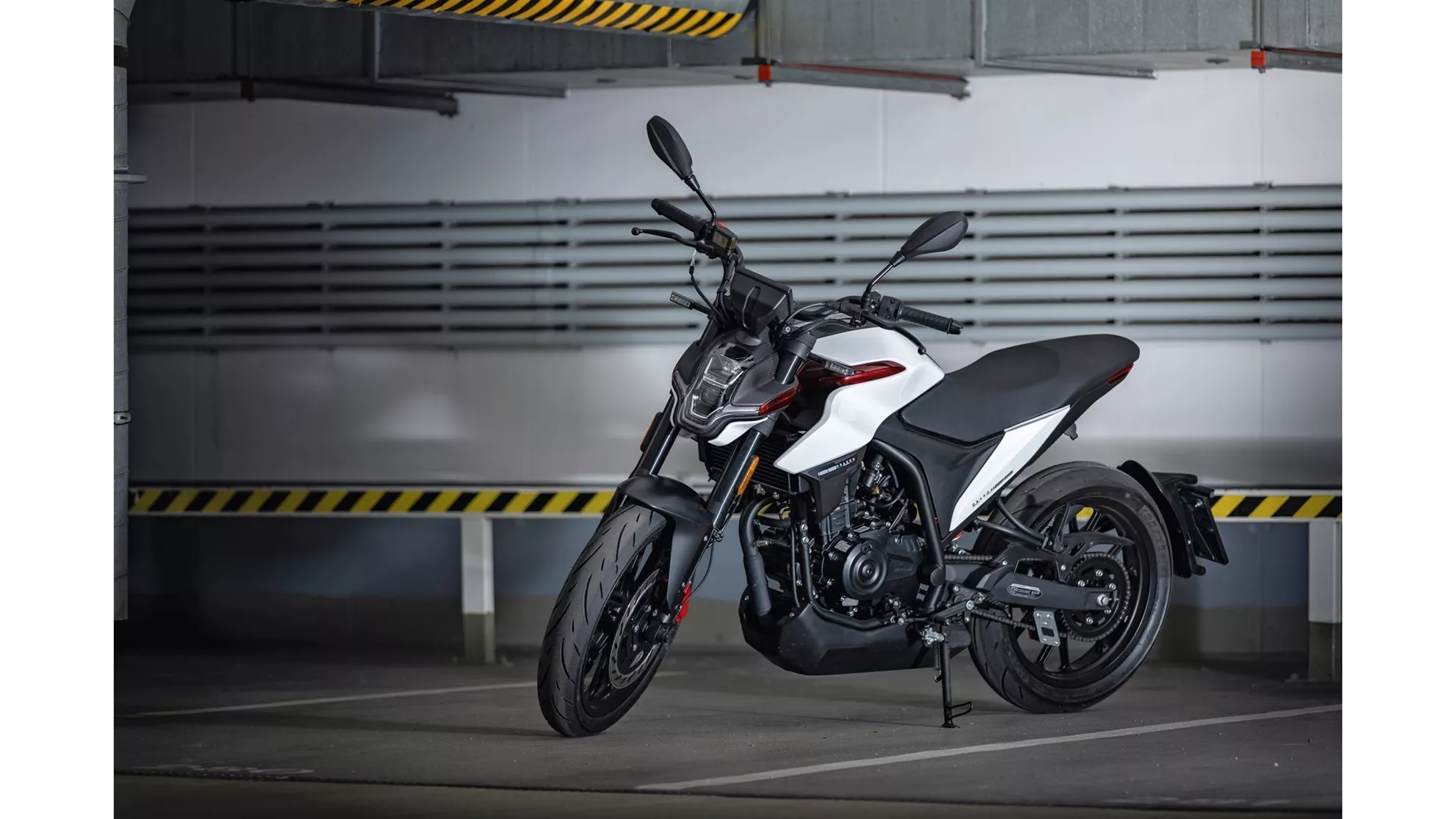 Malaguti Drakon 125 ABS - Imagem 5 Malaguti Drakon 125 ABS - Imagem 5