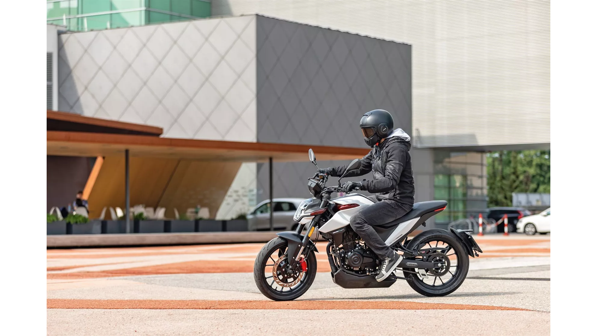 Malaguti Drakon 125 ABS - Imagem 7 Malaguti Drakon 125 ABS - Imagem 7