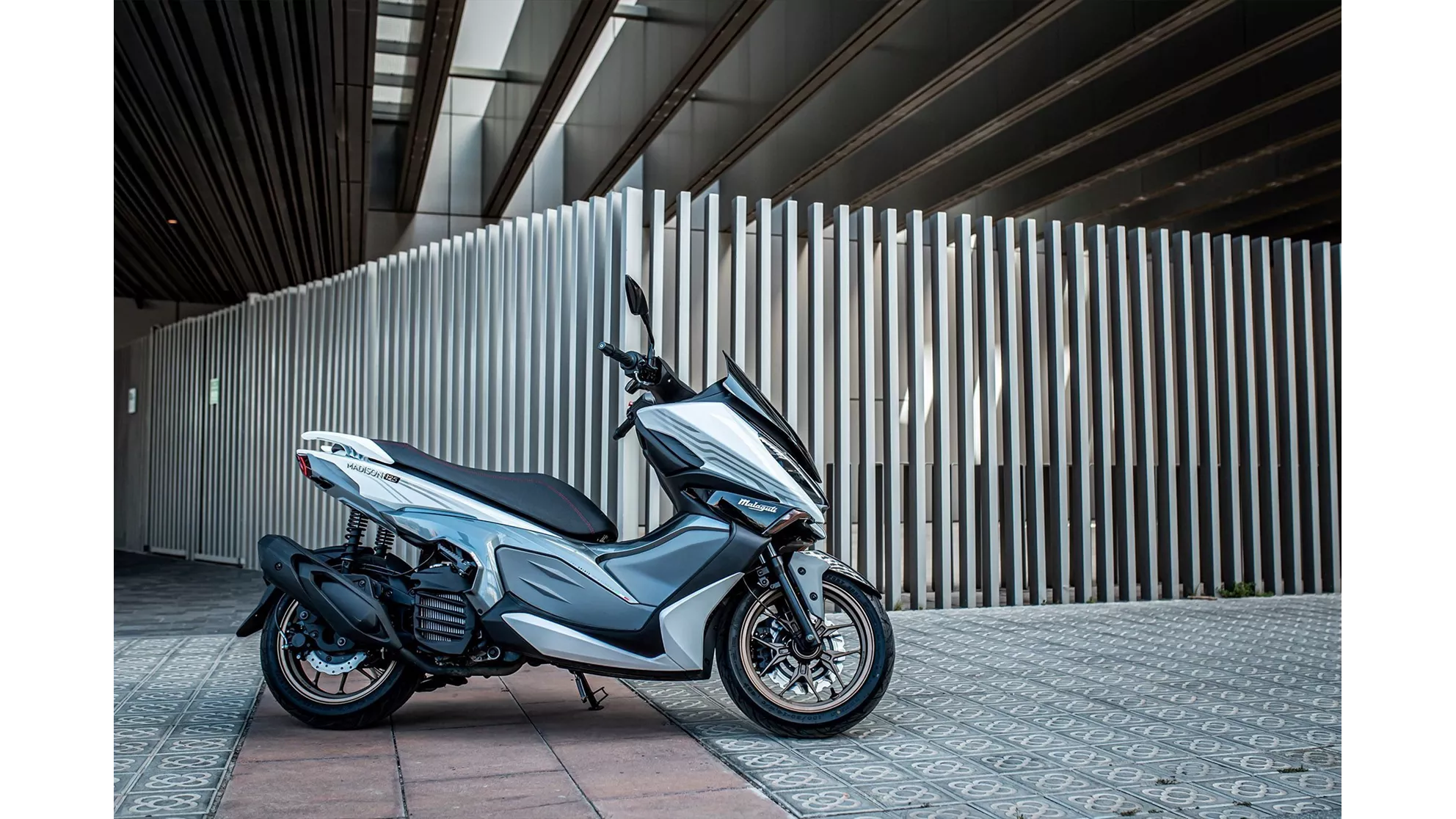 Malaguti Madison 125 - Resim 16 Malaguti Madison 125 - Resim 16