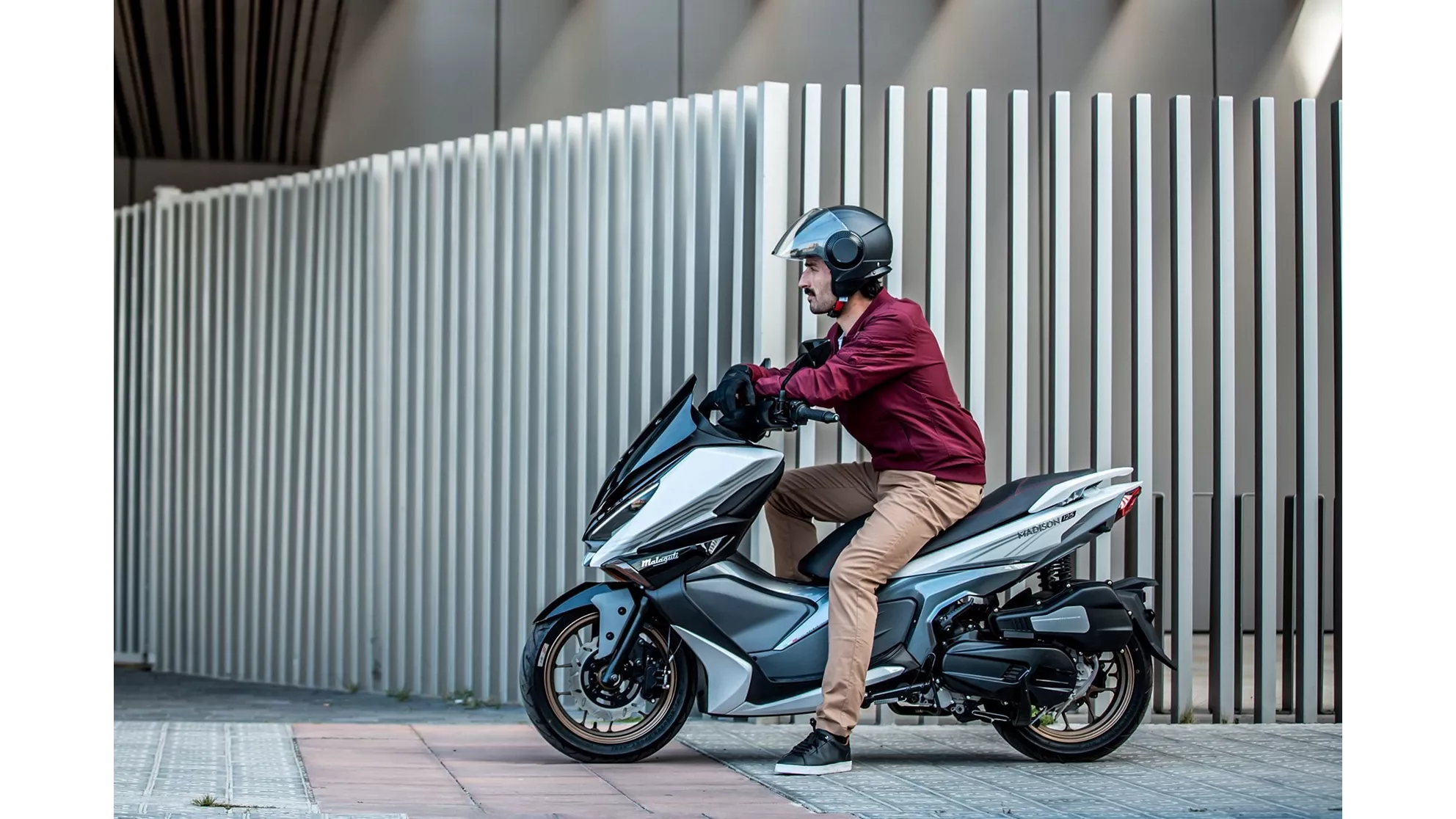 Malaguti Madison 125 - Resim 21 Malaguti Madison 125 - Resim 21