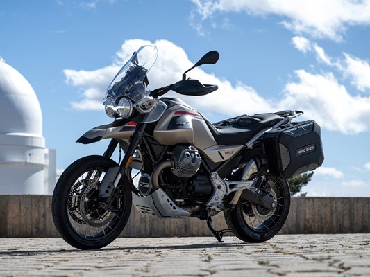 Moto Guzzi V85 TT Travel () - Bild 6