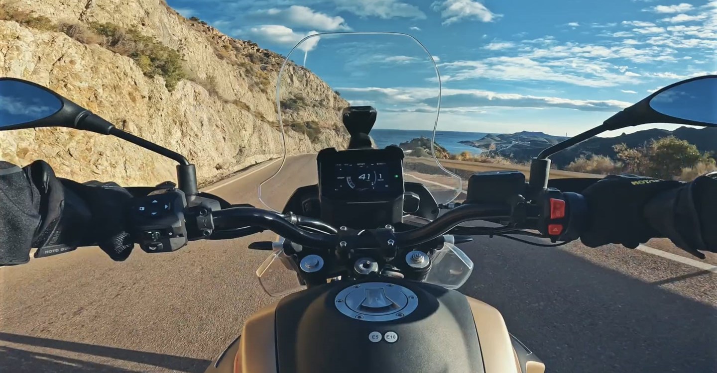 Moto Guzzi V85 TT Travel