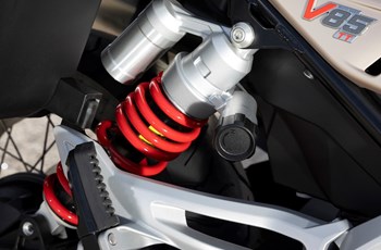Moto Guzzi V85 TT Travel 2026 - Bild 16