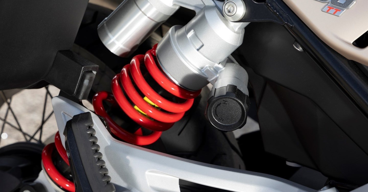 Moto Guzzi V85 TT Travel