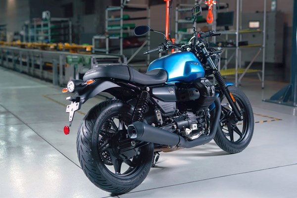 Moto Guzzi V7 Stone () - Bild 7