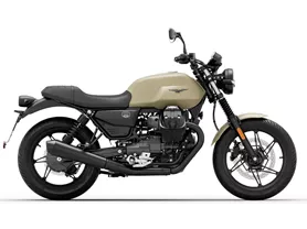 Moto Guzzi V7 Stone Moto Guzzi V7 Stone
