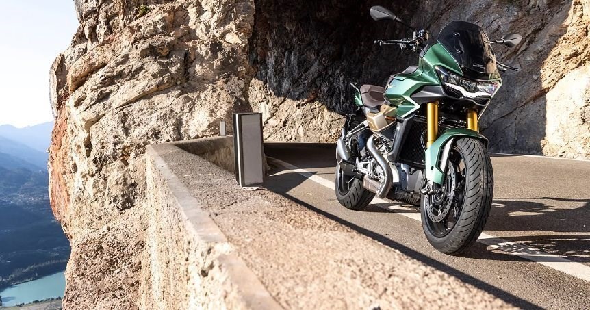 Moto Guzzi V100 Mandello S