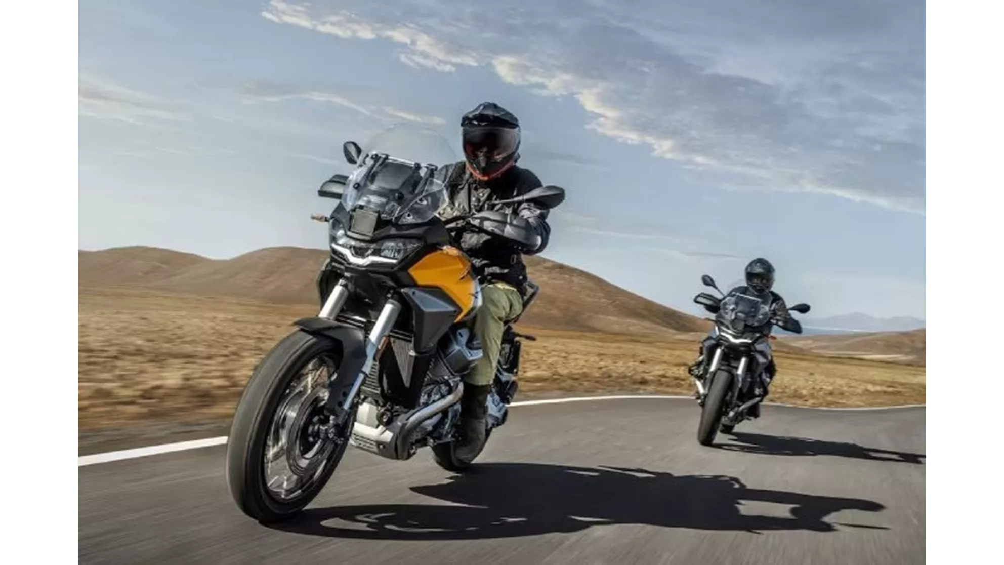 Moto Guzzi Stelvio - Obraz 1 Moto Guzzi Stelvio - Obraz 1