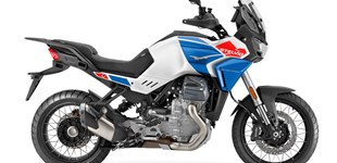 Moto Guzzi Stelvio Duecento Tributo 2026 vs Triumph Tiger 800 XC 2011