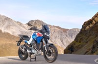 Moto Guzzi Stelvio Duecento Tributo 2026 - Bild 3