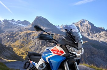 Moto Guzzi Stelvio Duecento Tributo 2026 - Bild 6