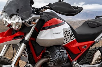 Moto Guzzi V85 TT 2026 - Bild 10