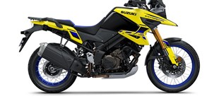 Suzuki V-Strom 1050DE 2026 vs KTM 1290 Super Adventure S 2024