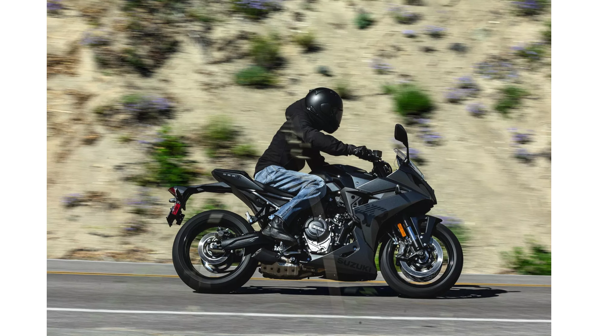 Suzuki GSX-8R - Kép 4 Suzuki GSX-8R - Kép 4