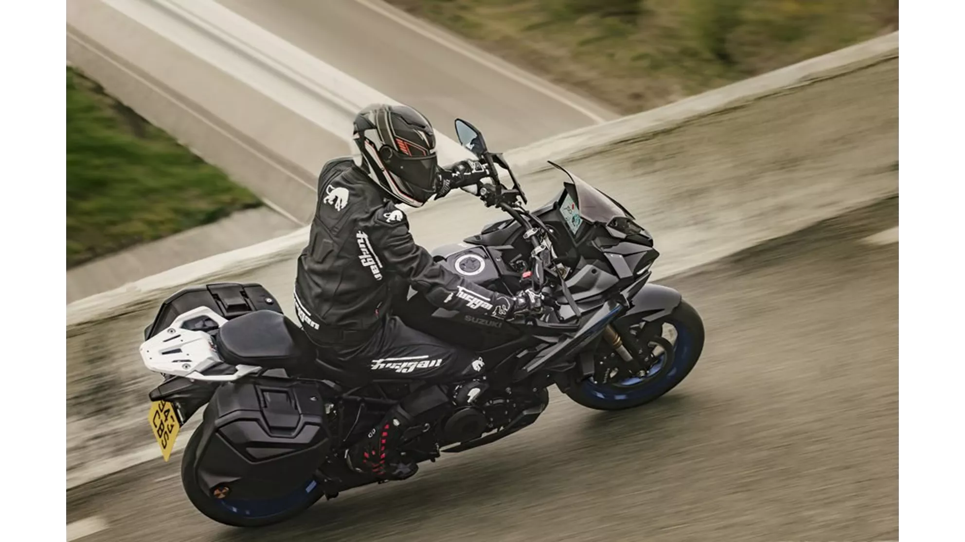 Suzuki GSX-S1000GX - Image 2 Suzuki GSX-S1000GX - Image 2