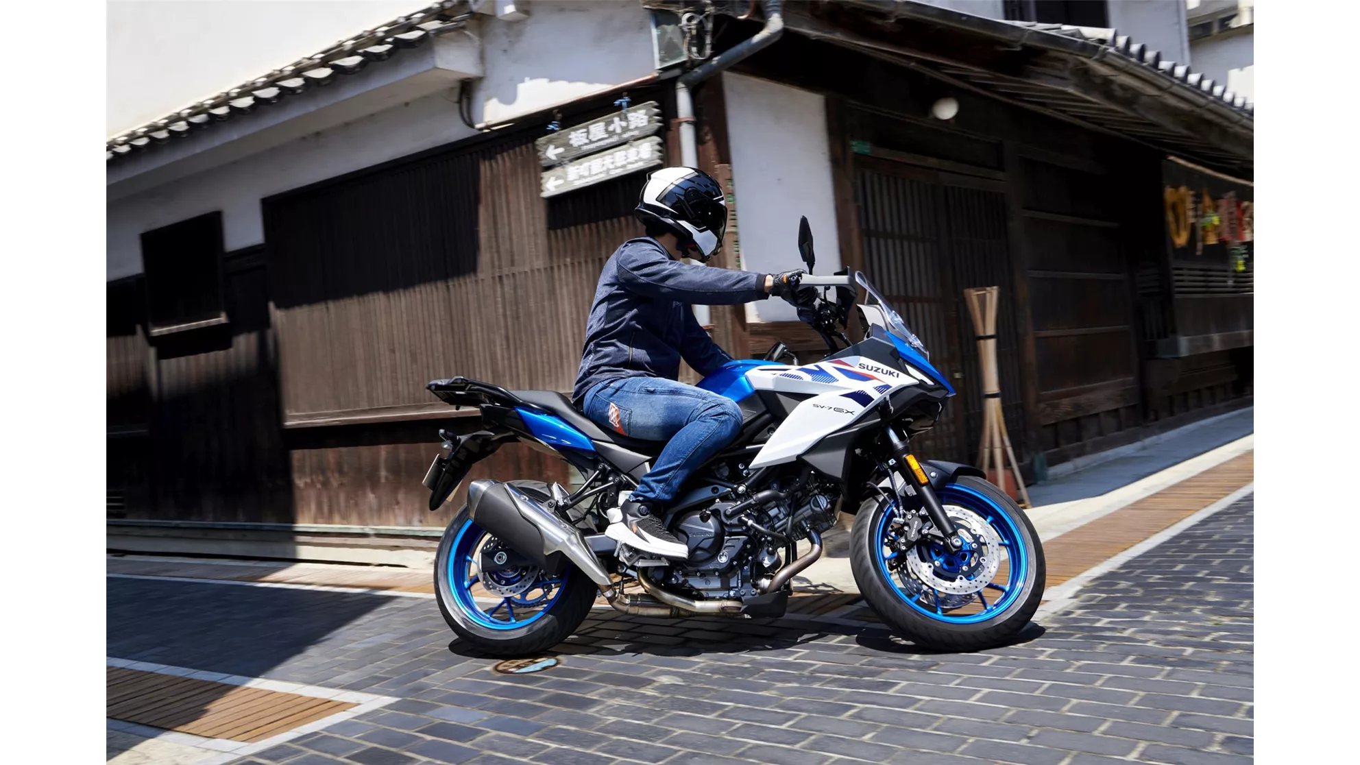 Suzuki SV-7GX - Image 17 Suzuki SV-7GX - Image 17