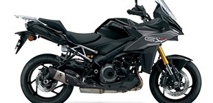 BMW S 1000 XR 2024 vs Suzuki GSX-S1000GX Power Edition 2026