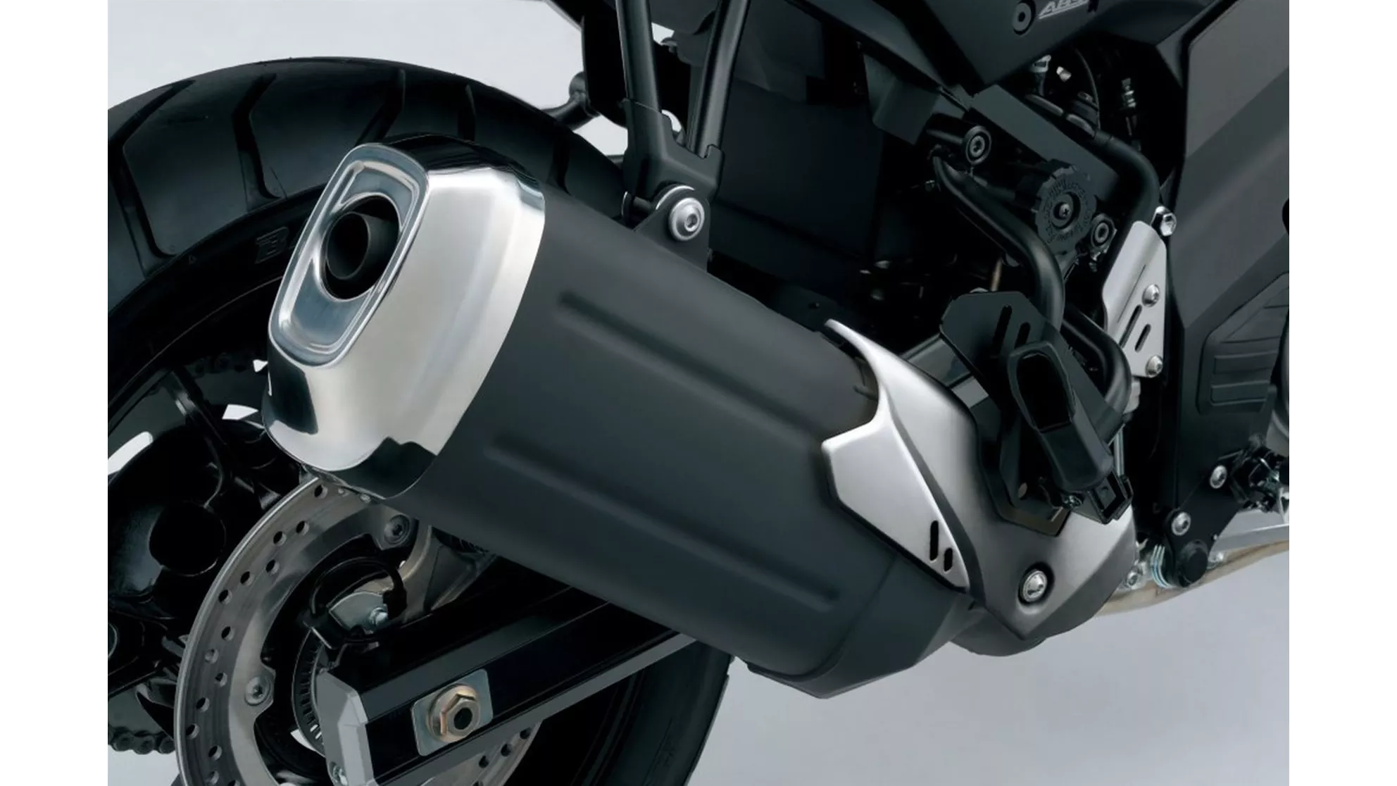 Suzuki V-Strom 650 - Immagine 6 Suzuki V-Strom 650 - Immagine 6