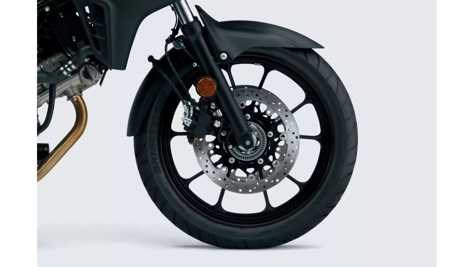 Suzuki V-Strom 650 - Immagine 10 Suzuki V-Strom 650 - Immagine 10