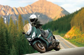 Suzuki Burgman 400 2026 - Bild 3