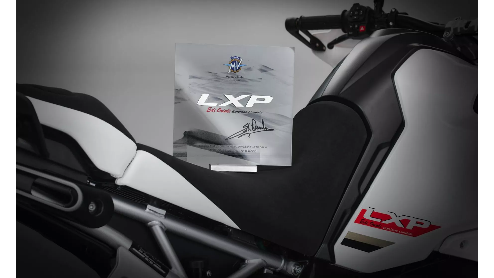 MV Agusta LXP Orioli - Imagem 14 MV Agusta LXP Orioli - Imagem 14