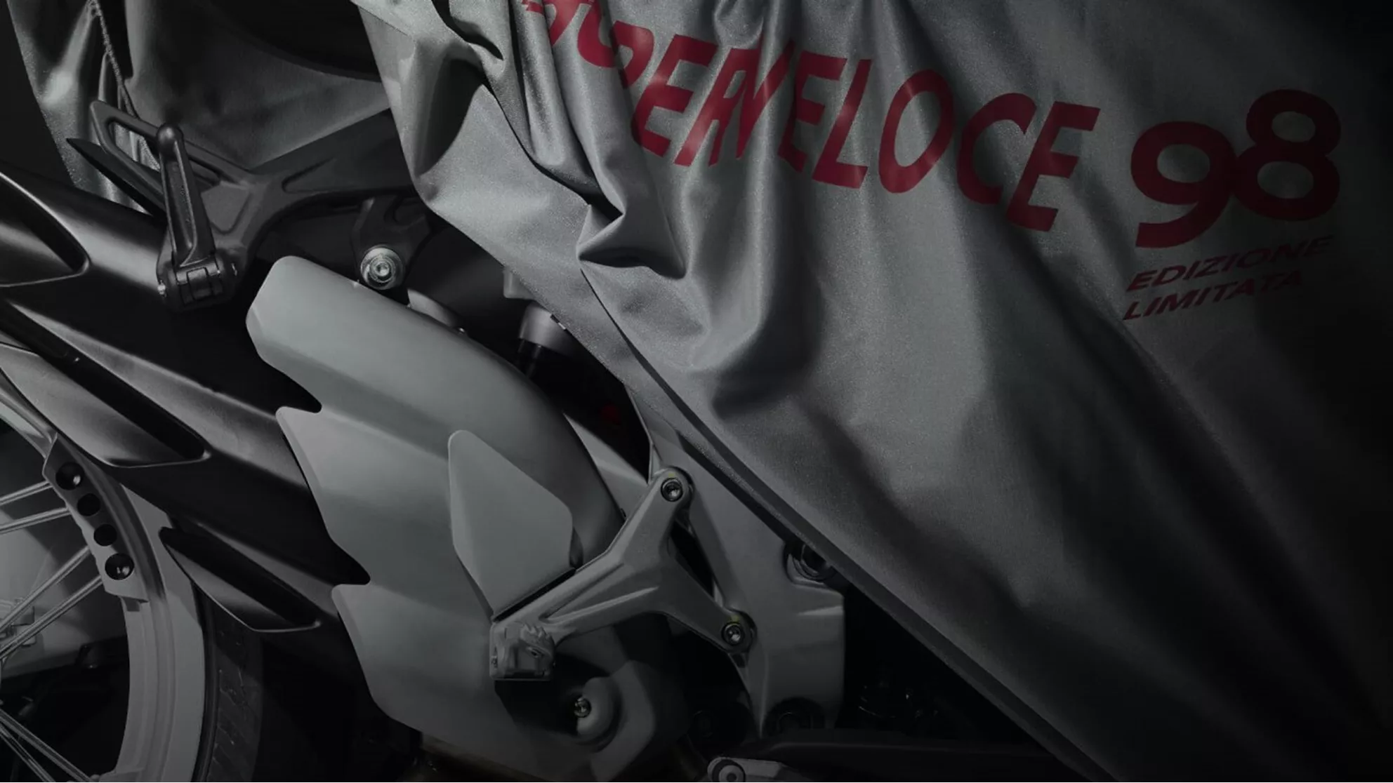 MV Agusta Superveloce 98 - Obrázek 19 MV Agusta Superveloce 98 - Obrázek 19