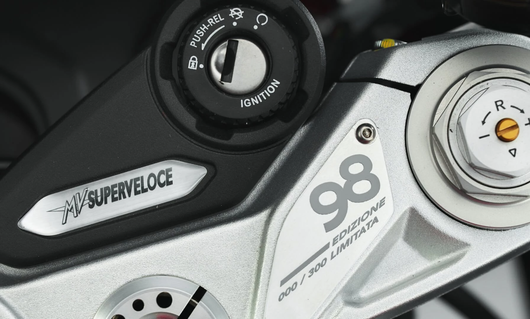 MV Agusta Superveloce 98 - Imagem 22