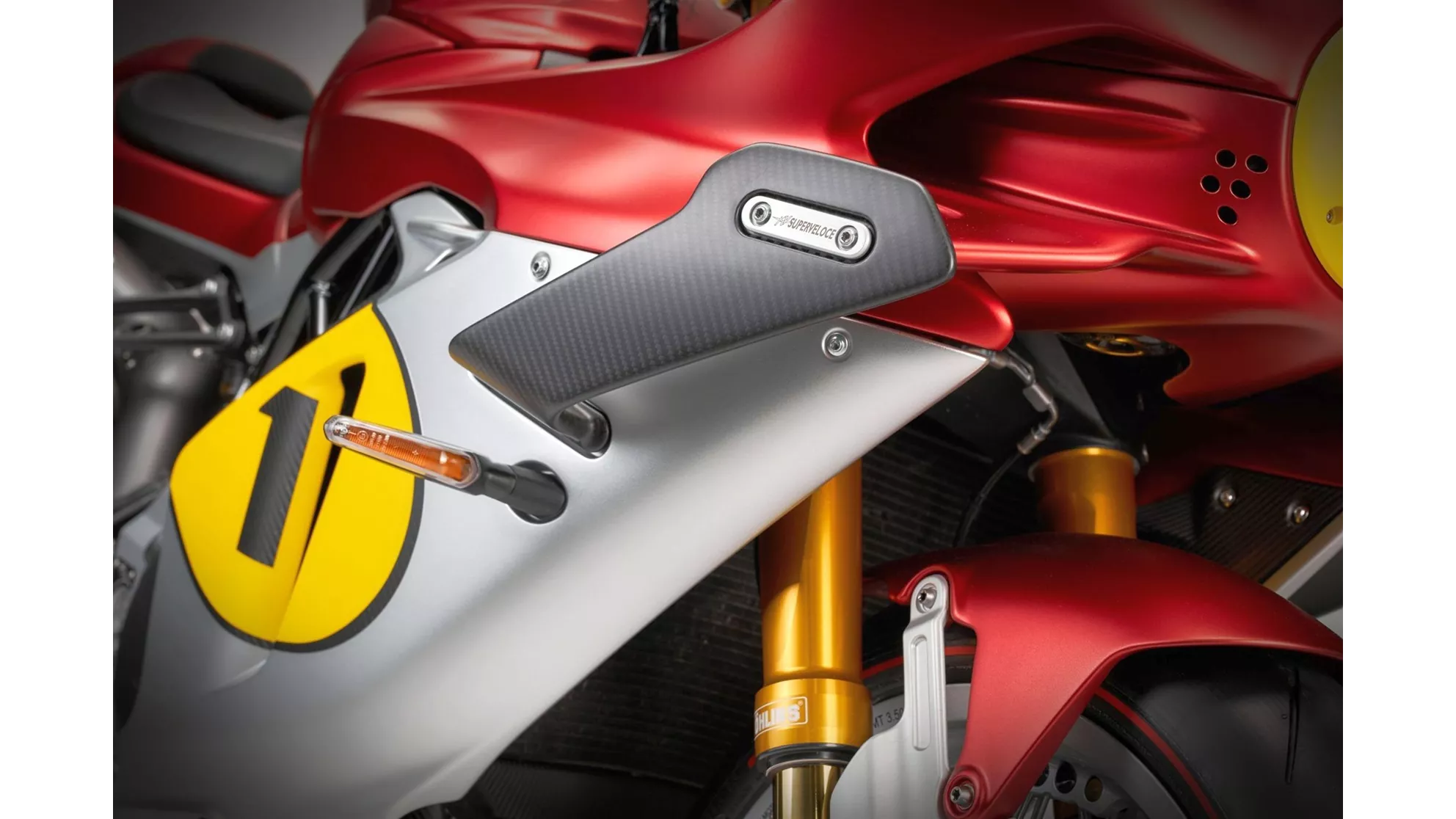 MV Agusta Superveloce 1000 Ago - Resim 9 MV Agusta Superveloce 1000 Ago - Resim 9