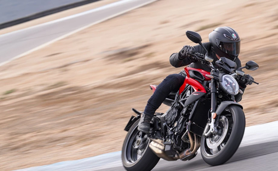 MV Agusta Brutale 800 Bild 6: MV Agusta Brutale 800