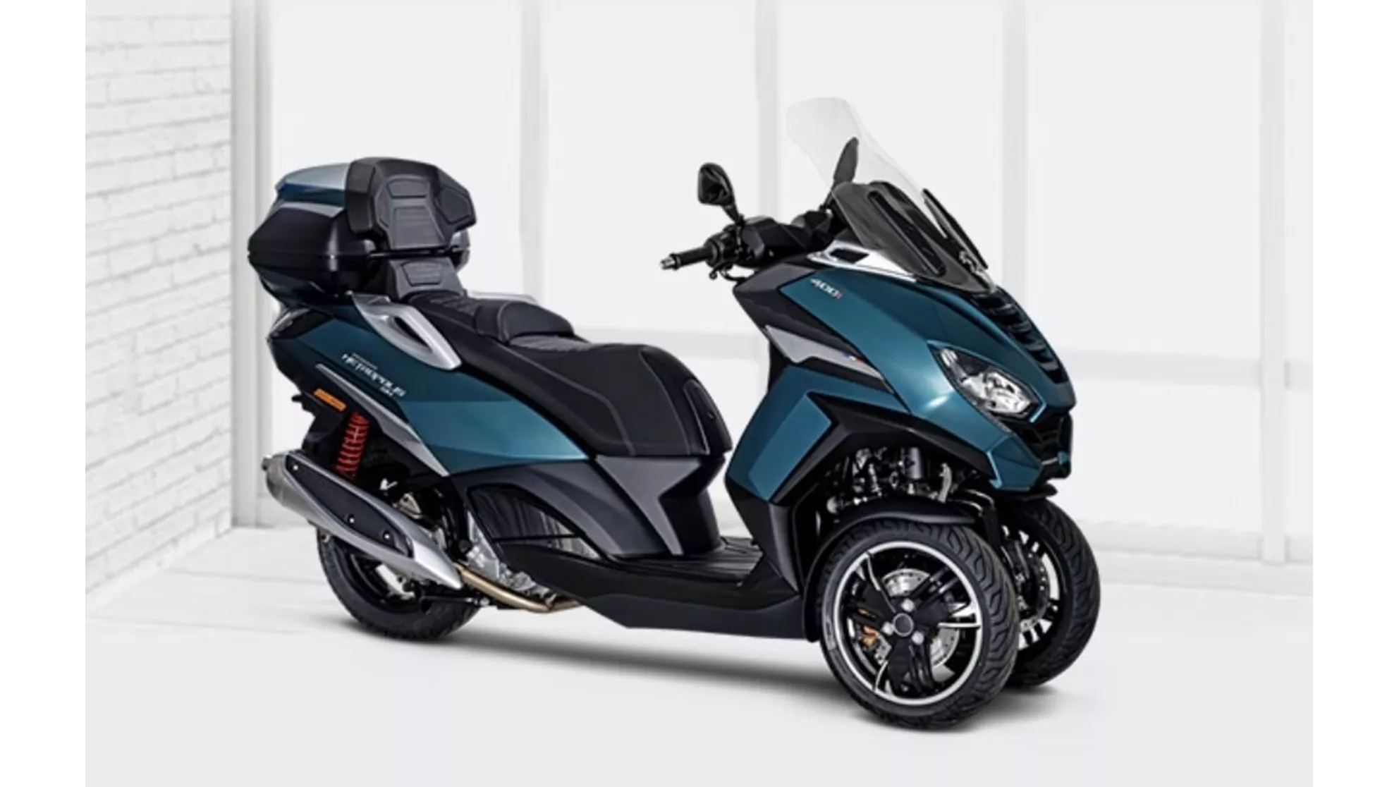 Peugeot Metropolis SW - Slika 1 Peugeot Metropolis SW - Slika 1