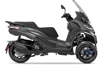 Piaggio MP3 400 Sport 2026 - Bild 2
