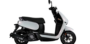 Piaggio ZIP 50 2022 vs Sym CLBCU 50 2026