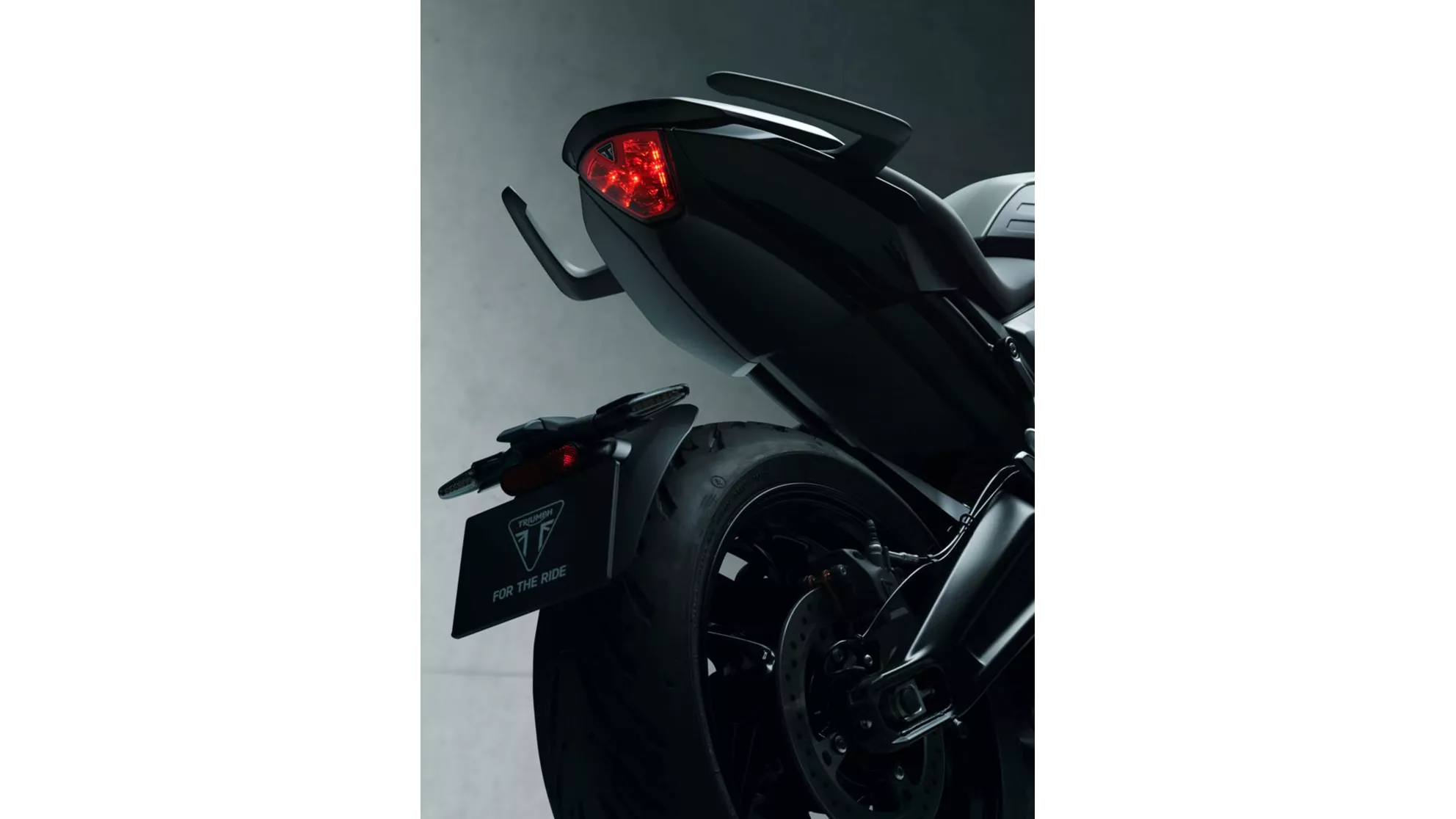 Triumph Trident 660 2026 - Imagem 98 Triumph Trident 660 2026 - Imagem 98