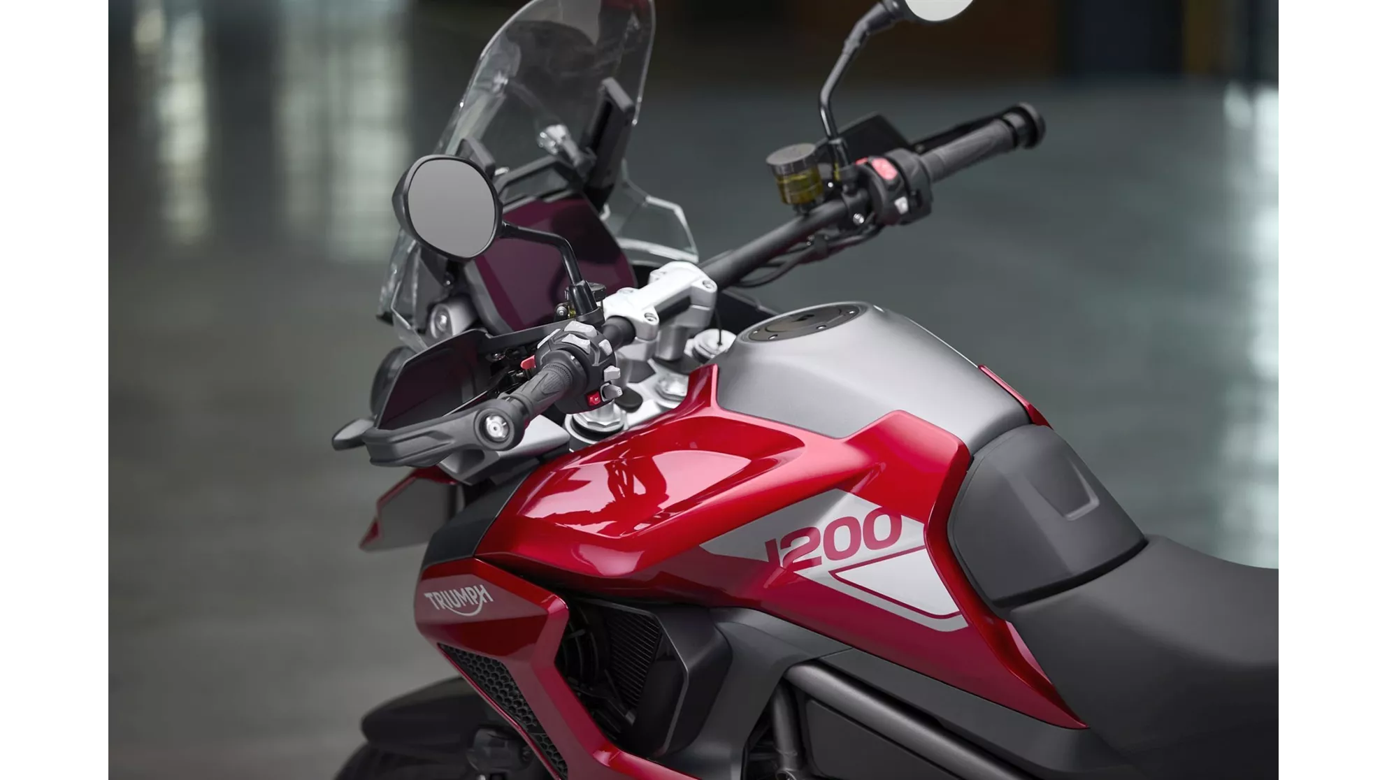 Triumph Tiger 1200 GT PRO - Слика 1 Triumph Tiger 1200 GT PRO - Слика 1