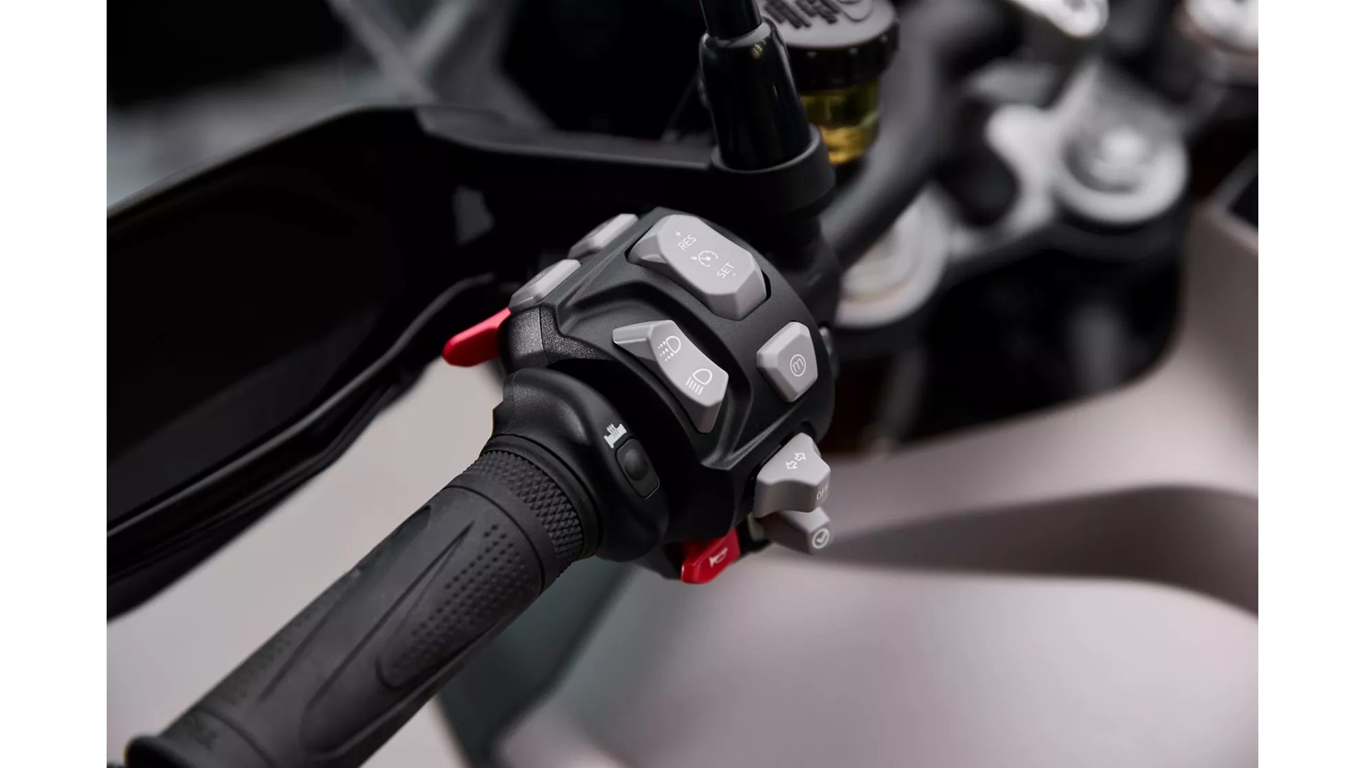 Triumph Tiger 1200 Rally PRO - Bild 6 Triumph Tiger 1200 Rally PRO - Bild 6