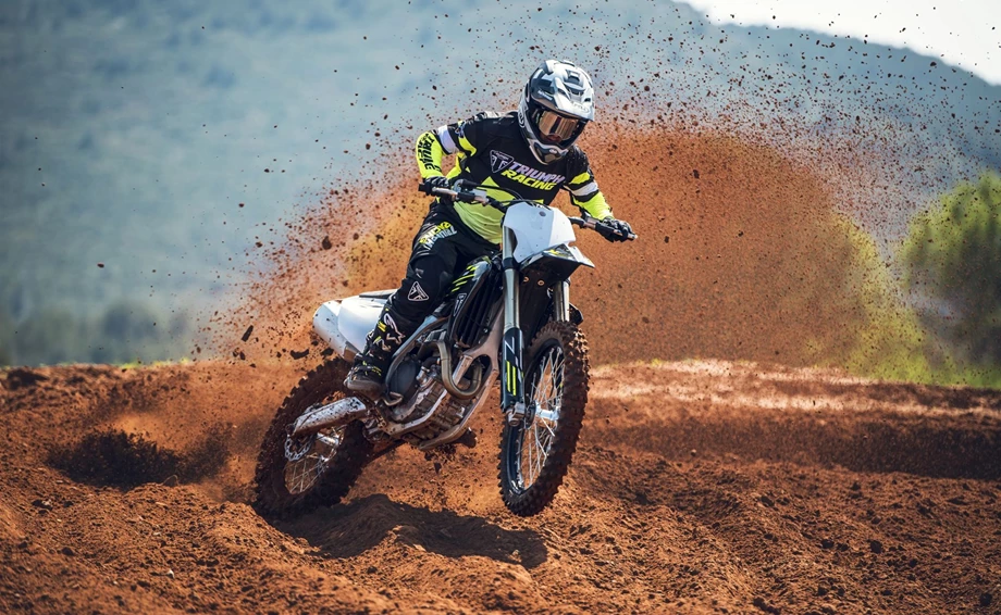 Triumph TF 250-X Bild 2: Triumph TF 250-X