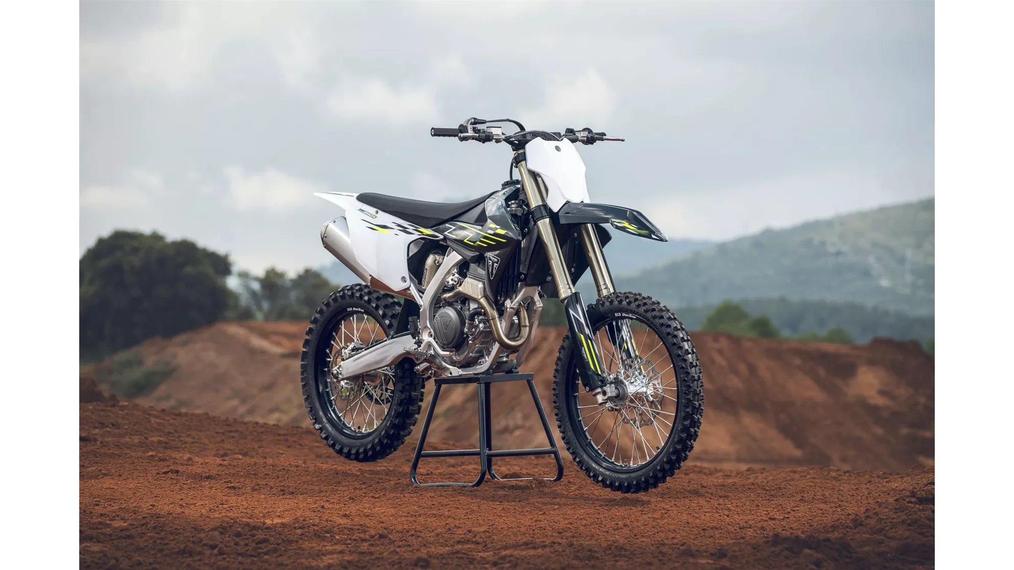 Triumph TF 250-X - Image 12 Triumph TF 250-X - Image 12