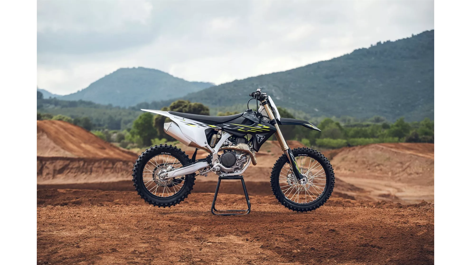 Triumph TF 450-X - Bild 12 Triumph TF 450-X - Bild 12