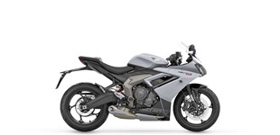 Triumph Daytona 660 2024 vs Triumph Daytona 660 2026