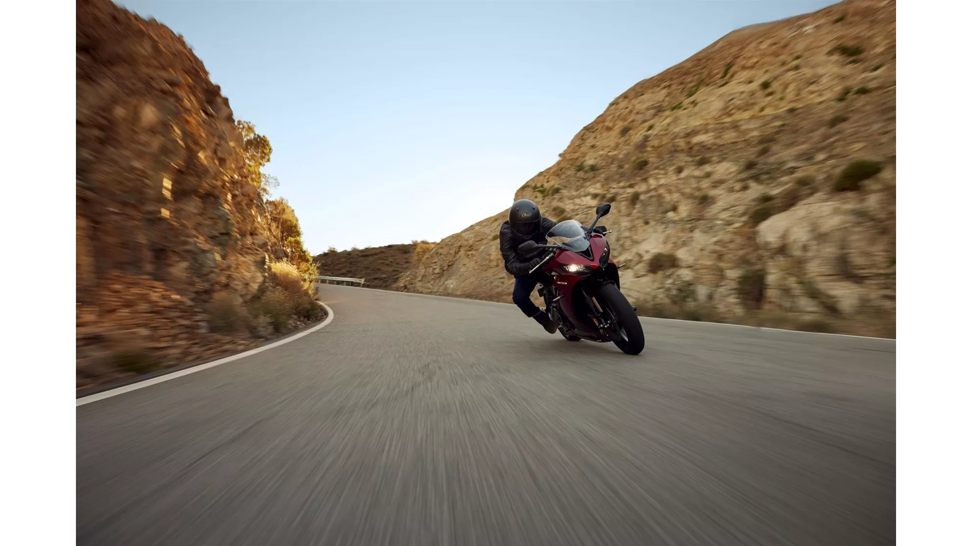 Triumph Daytona 660 - Bild 19 Triumph Daytona 660 - Bild 19