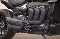 Triumph Rocket 3 Storm R 2026 - Bild 8