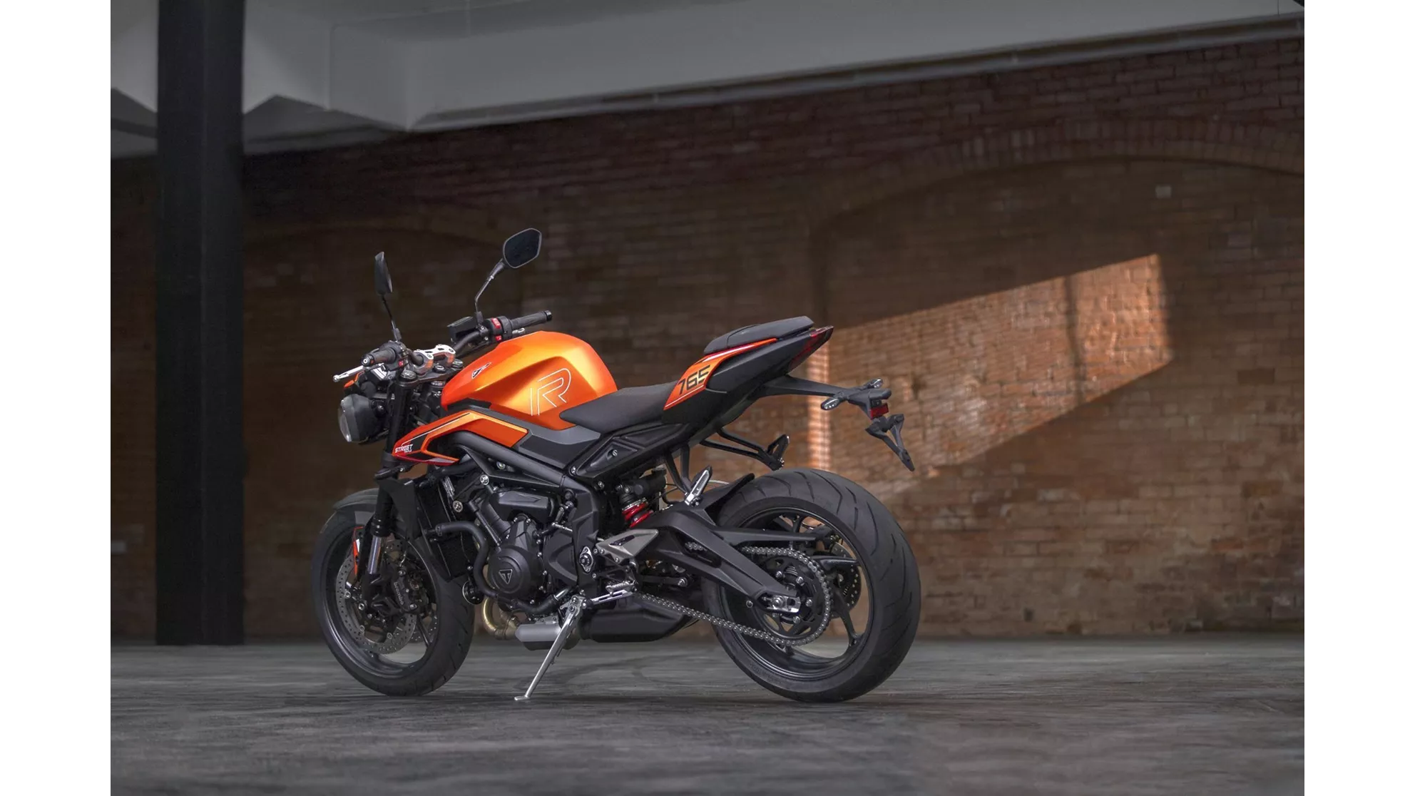 Triumph Street Triple 765 R A2 - Immagine 1 Triumph Street Triple 765 R A2 - Immagine 1