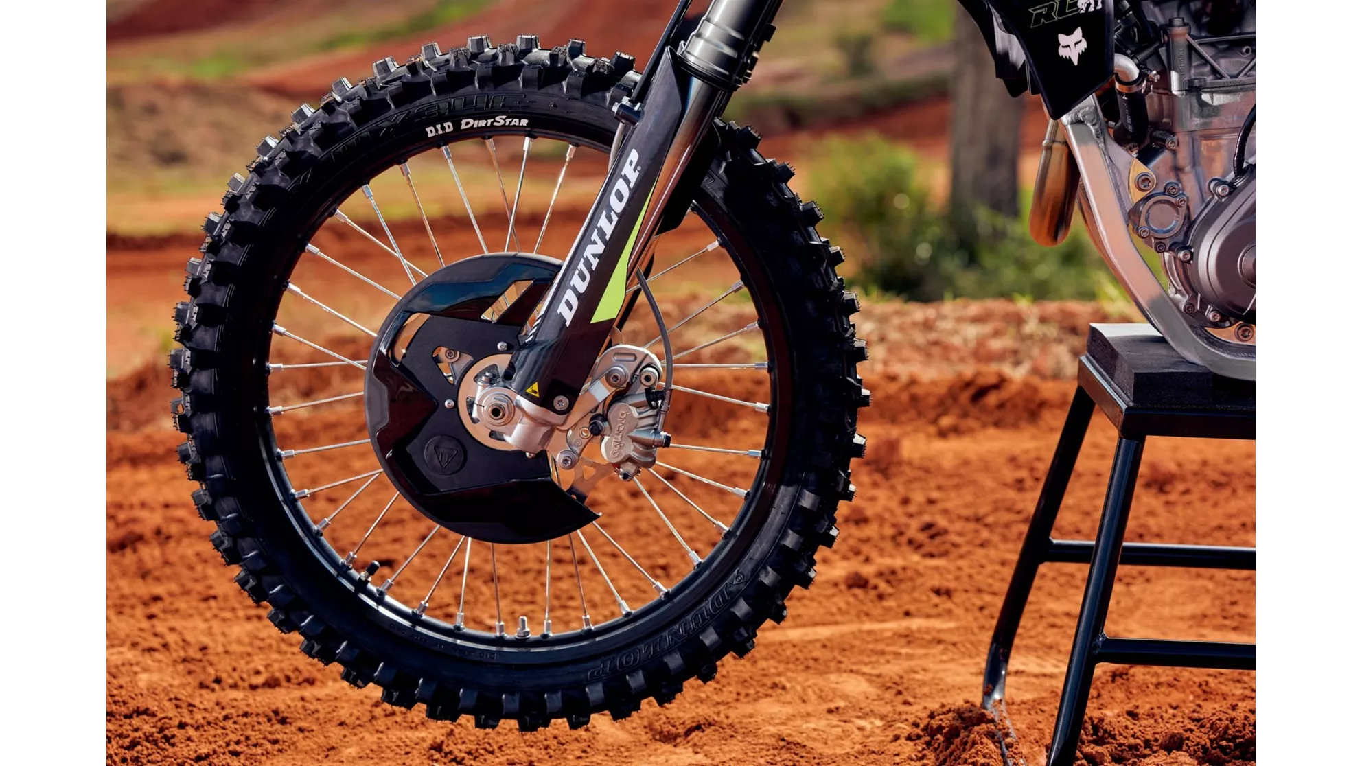 Triumph TF 450-RC EDITION - Obrázek 7 Triumph TF 450-RC EDITION - Obrázek 7