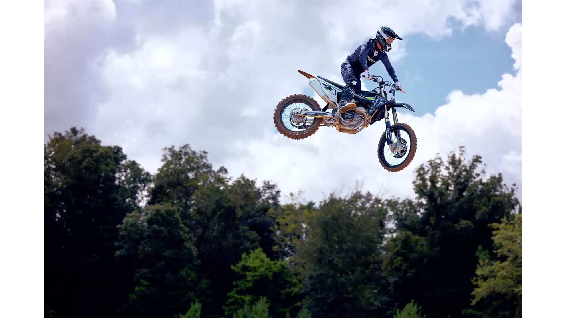 Triumph TF 450-RC EDITION - Obrázek 9 Triumph TF 450-RC EDITION - Obrázek 9