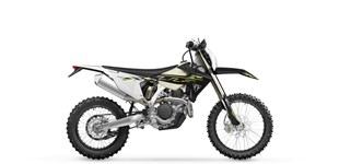 Triumph TF 450-E 2026 vs KTM 450 EXC-F 2025
