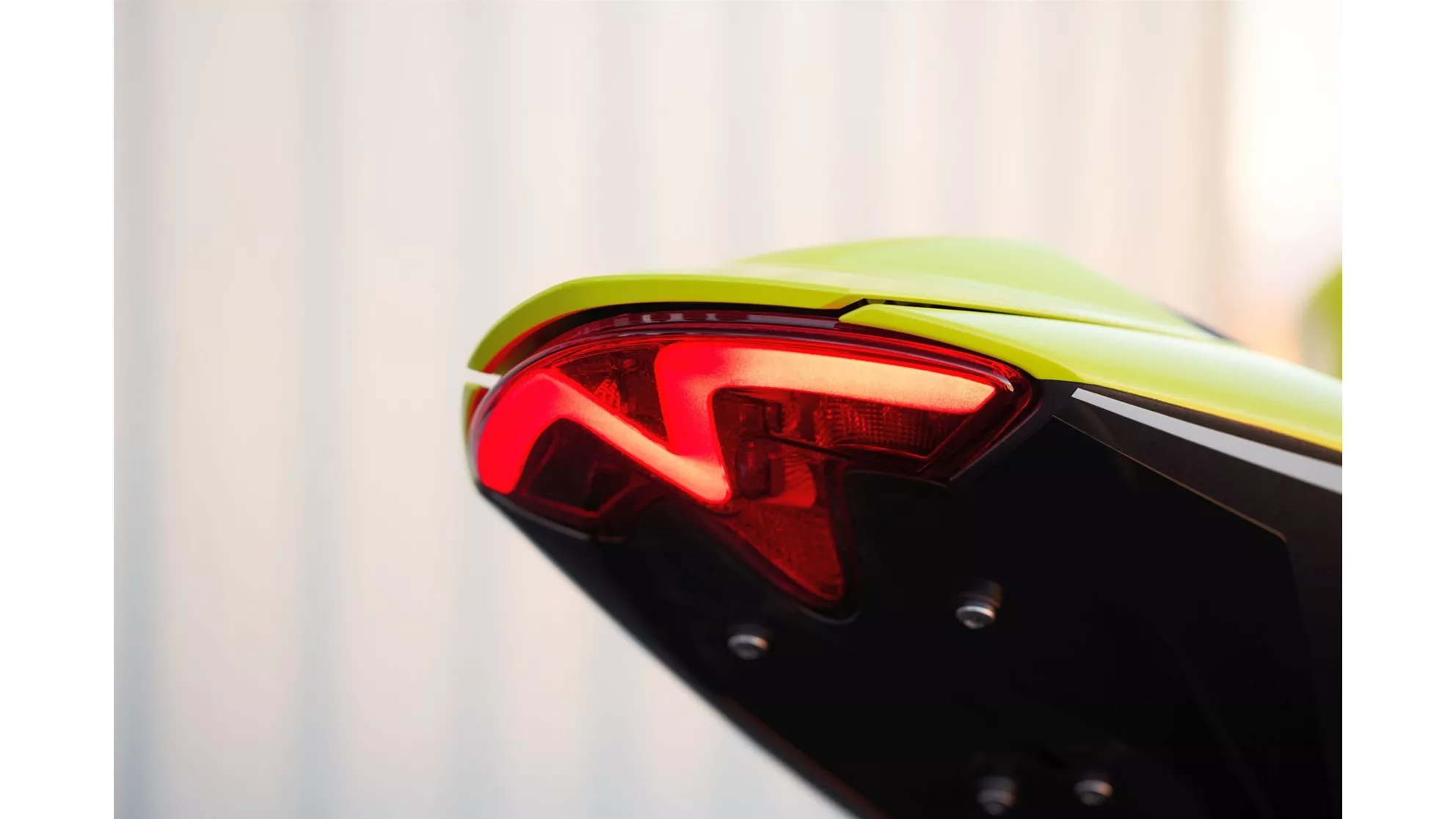 Triumph Speed Triple 1200 RX - Bild 4 Triumph Speed Triple 1200 RX - Bild 4