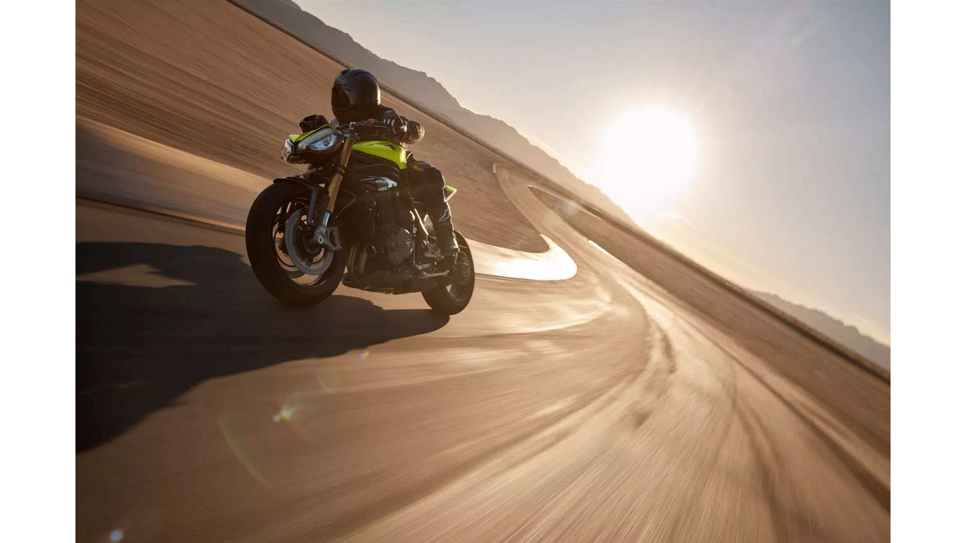 Triumph Speed Triple 1200 RX - Bild 6 Triumph Speed Triple 1200 RX - Bild 6